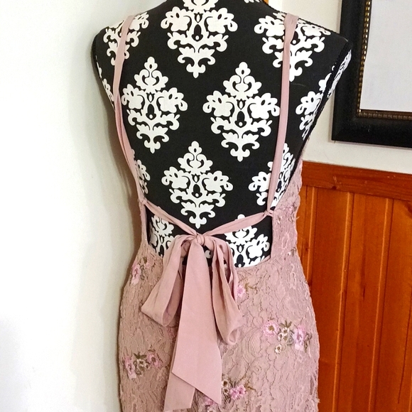 Sexy Lace floral pink backless dress - Picture 5 of 15